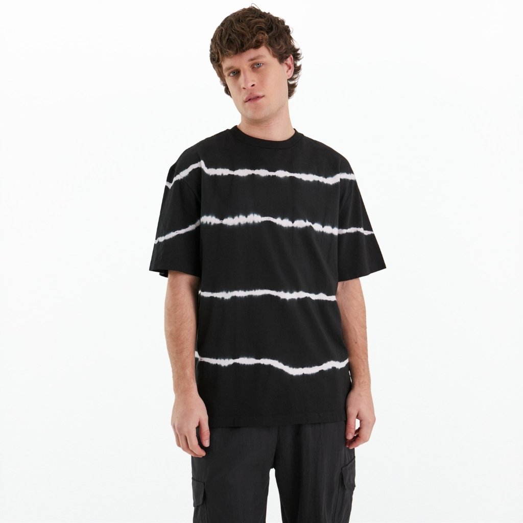 FOTOS WEB - 2026-01-29T094805.229 Remera de hombre Over Washed Lines - Image 1